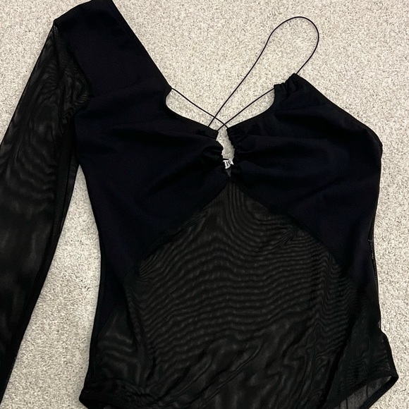 BLACK BODYSUIT - Picture 3 of 6